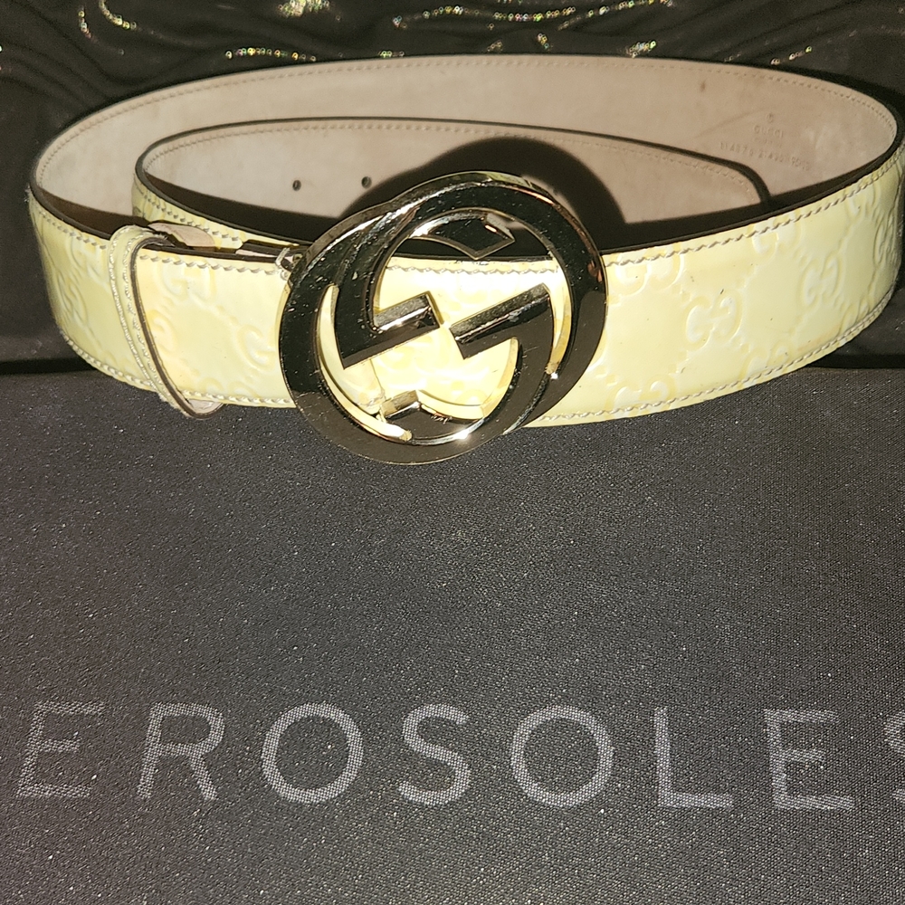 Gucci patent leather belt size L- XL.